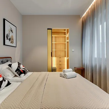 Apartment Deo Plaza Luxury By Blue Mandarin *