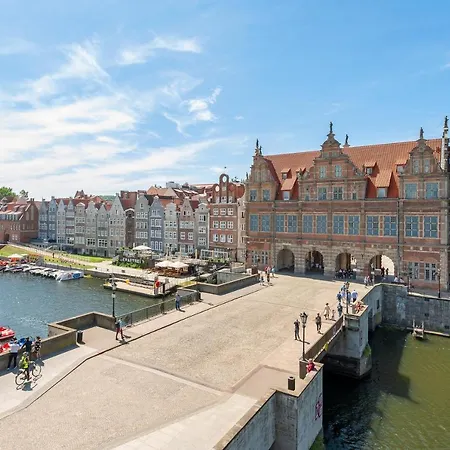 Deo Plaza Luxury By Blue Mandarin Apartmán *