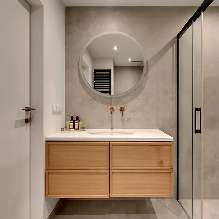 Deo Plaza Luxury By Blue Mandarin Lägenhet *