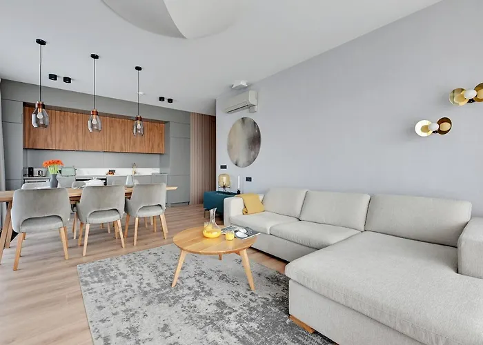 Deo Plaza Luxury By Blue Mandarin Lägenhet *