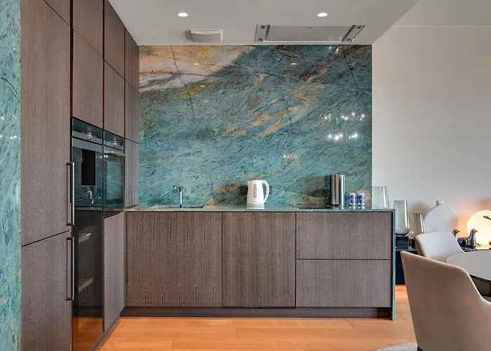 Deo Plaza Luxury By Blue Mandarin *